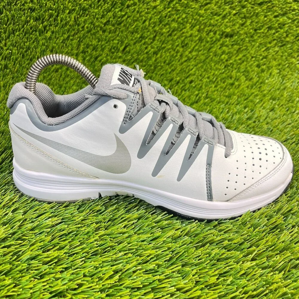 Nike Vapor Court Womens Size 8 White Gray Outdoor Walking Shoes